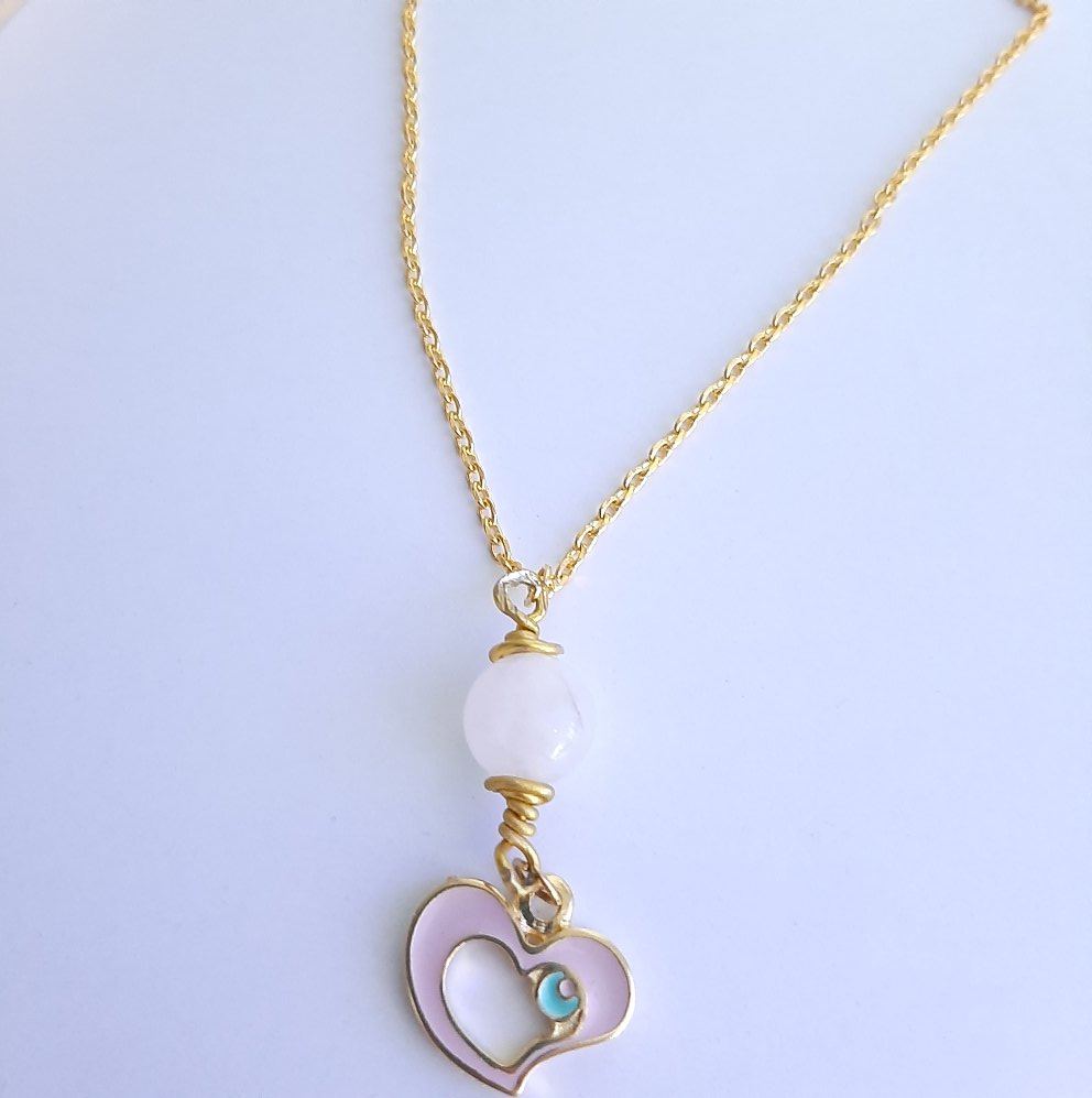 Χειροποιητα κοσμηματα φεγγαροπετρας με καρδια