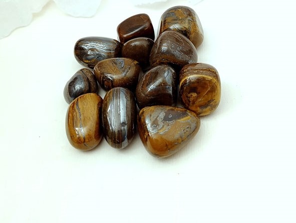 Mάτι της Tίγρης βότσαλο