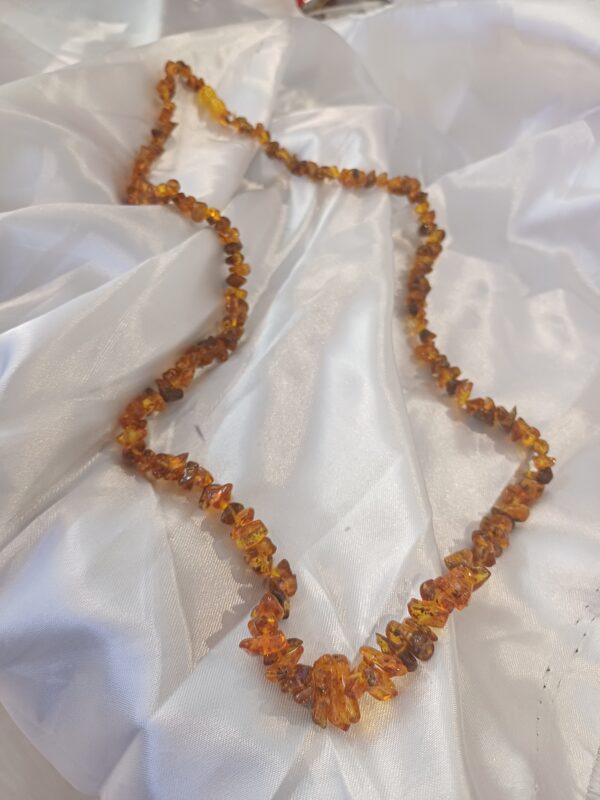 Κολιέ από Αυθεντικό Κεχριμπάρι σκούρο χρώμα